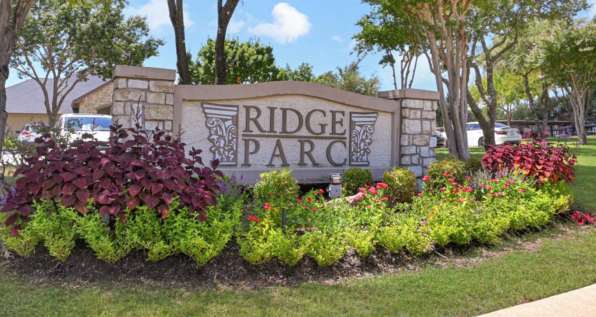 Ridge Parc apartment photo